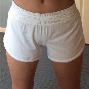 Lululemon Seek the Heat Short